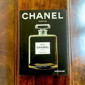 Assouline - Chanel Parfum 2003